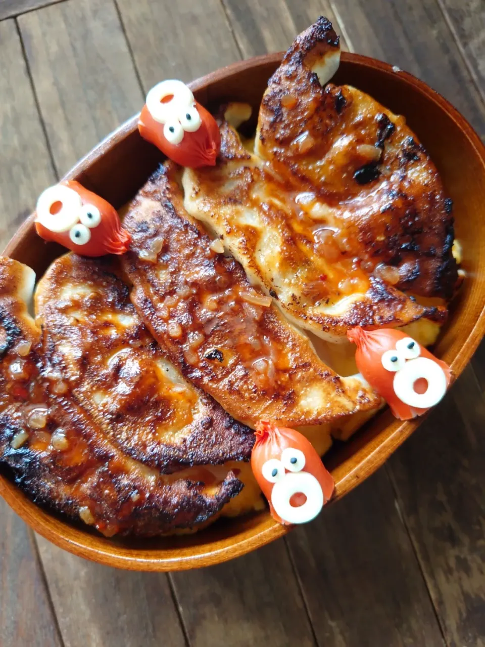 漢の…自分用🍱どシンプル餃子弁当|ᵏᵒᵘさん