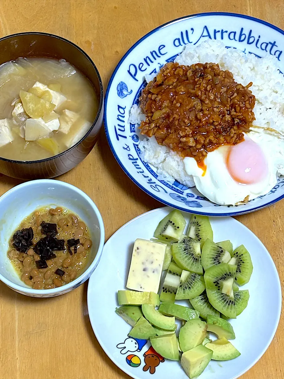 へんてこりんアルモノでご飯🍚|Makokoさん