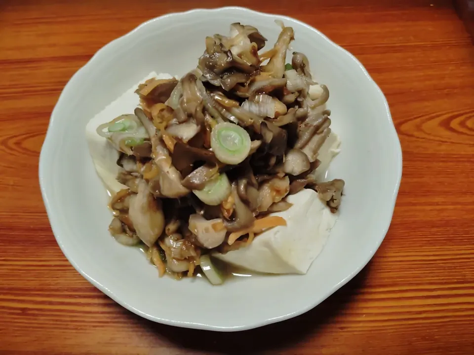 豆腐、舞茸と人参がけ|由紀子さん