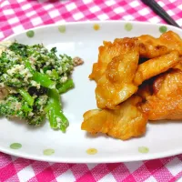 鶏むね肉の辛味チキン＆スティックブロッコリーと豆腐の梅シソ和え|藤さんちのごはんさん