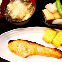 焼き鮭定食|伊藤央さん