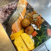 お弁当|メガネおばさんさん