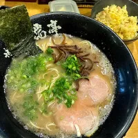 博多ラーメン＋半チャーハン@博多一瑞亭 三田店|塩豚骨さん