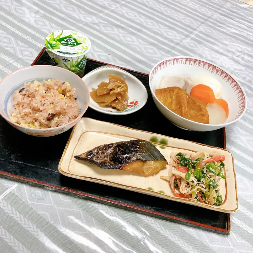 grandmaの晩ごはん☆ 今夜は鰆の味噌漬け、ほうれん草のナムル､大根煮|kaoriさん