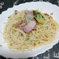 ベーコンとブロッコリーのパスタ|まなみさん