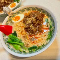 お家で作る白胡麻たっぷり担々麺|Takeshi  Nagakiさん