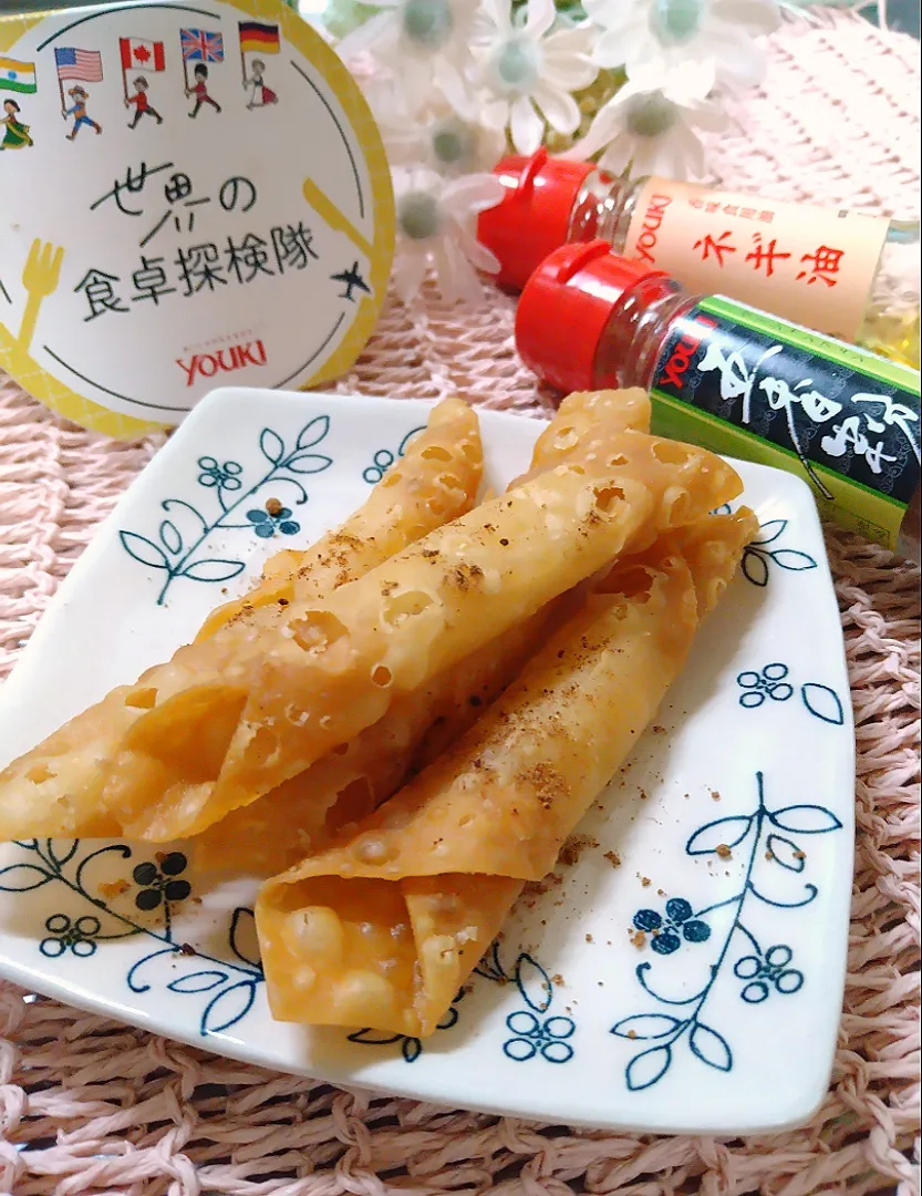 春巻きの皮deくるくるチーズ ·͜·♡|fumiさん