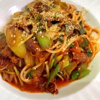 ホタルイカと長ネギのトマトソースパスタ🍝🍅|keitanさん