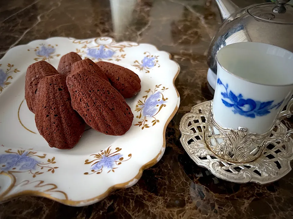 しっとり米粉チョコレートマドレーヌ🍫|💍ごはん🍚さん