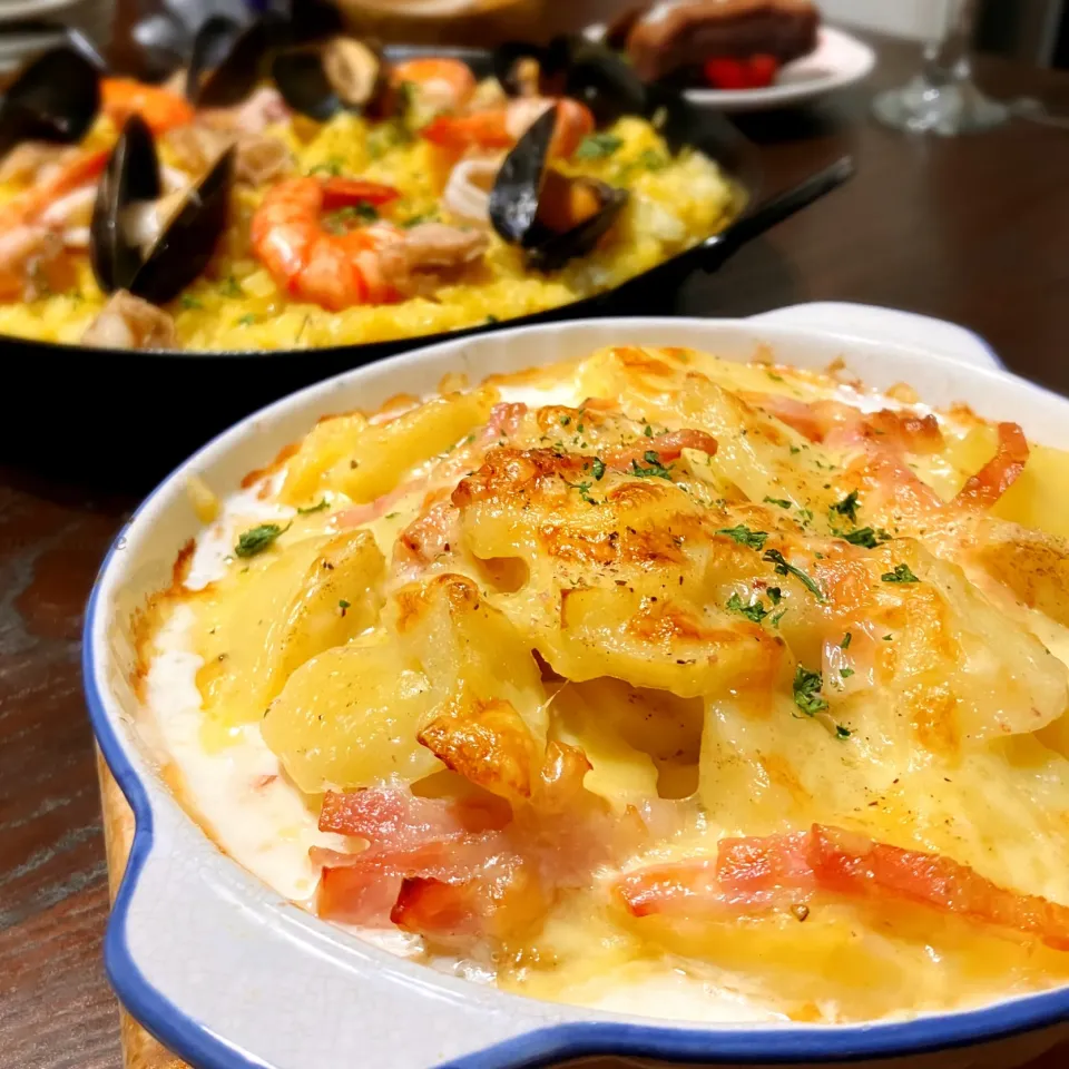 りまこさんの料理 生クリームで作るカンタンポテトグラタン💕|うさかめさん