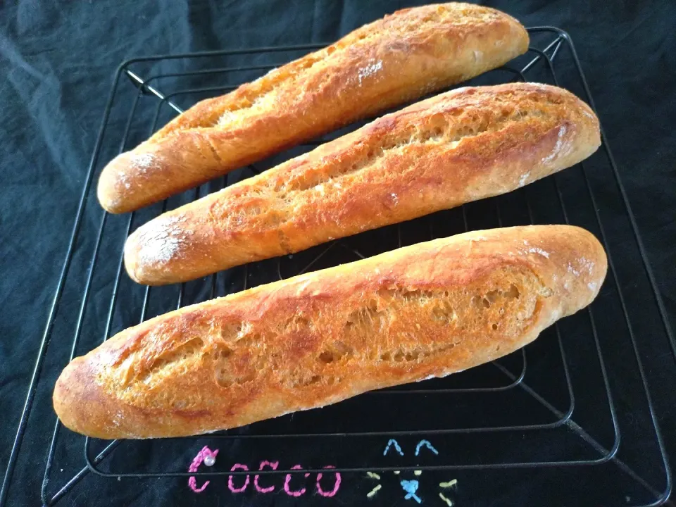 朝日が似合うシリーズ・醤油麹使いのバターフィセル✨|cocco+さん