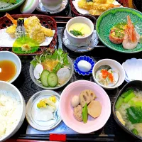 おまかせランチ|つるひめさん