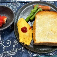 まぁ息子が帰省したら朝ごはんも作るよね|たわしさん