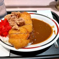 BIGカツカレー&トッピング唐揚げ2個|tkeakirさん