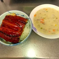 うな丼とシチュー😋🍴