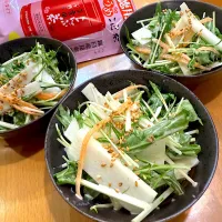 🍵うめこんぶ茶とウドで季節の和え物😋|moyukitaさん