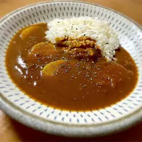 おでん汁で新じゃがと新玉ねぎのカレー