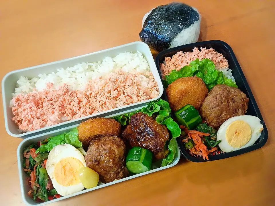 次男・私弁当&おにぎり|tamagomagomagoさん
