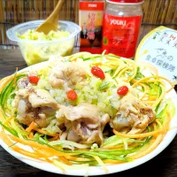 🌏『世界の食卓探検隊』🇨🇳中国料理
【姜葱蒸鸡】(生姜と葱の蒸し鶏)