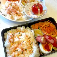 おっさんワンプレート&お弁当　肉じゃが　トマト　板東英二　ナポリタン　ソーセージ| ひげおやじさん