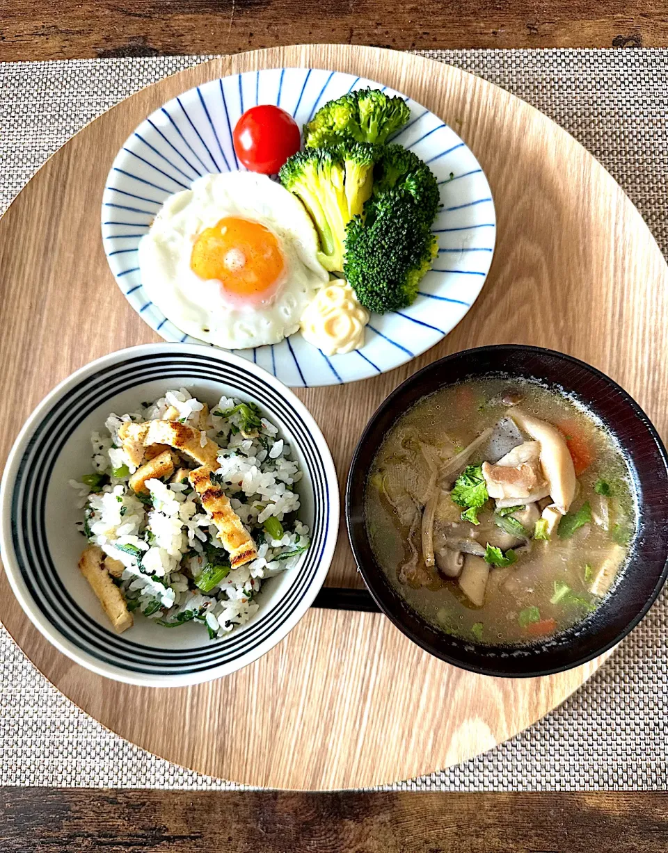 遅めの朝ごはん|ともえ☆さん