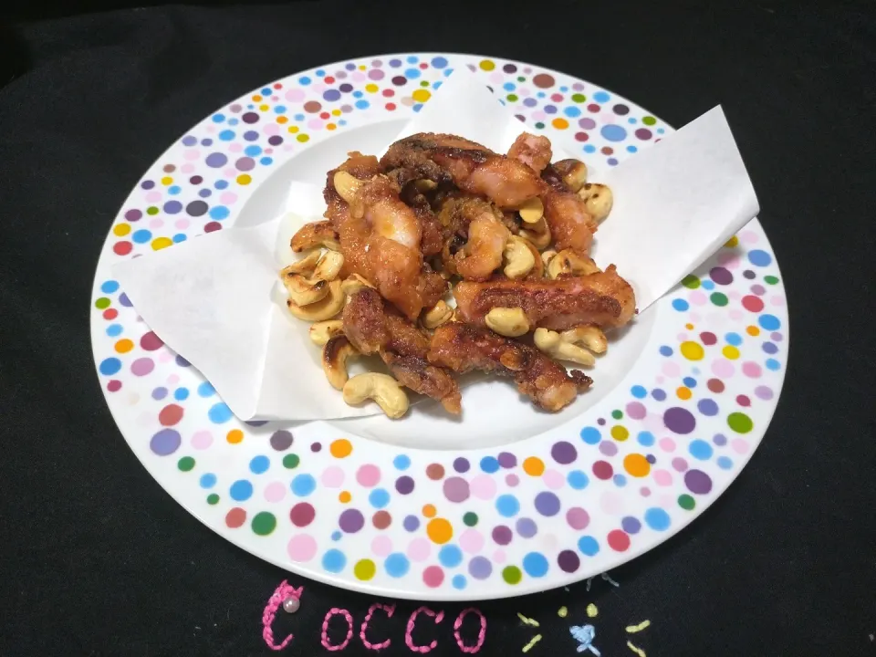 イカゲソとカシューナッツ炒め✨|cocco+さん