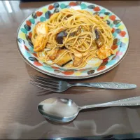 なすと鶏むね肉のミートソーススパゲティ|早紀さん