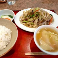 紅蘭の野菜炒め定食|流線形さん