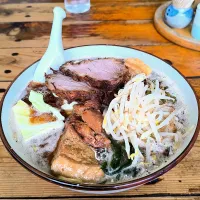 博多とんこつラーメン|metavoさん