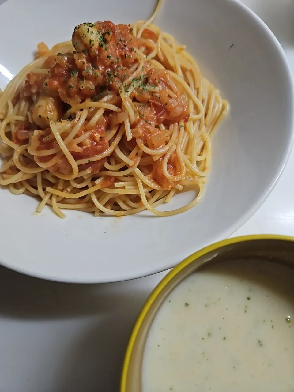 ☆夕飯☆海老トマトクリーム|ｼｮｺﾗさん