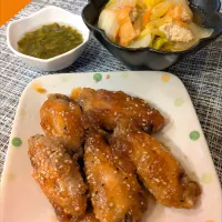 ☆山ちゃん風手羽焼き　☆白菜うま煮　☆めかぶ