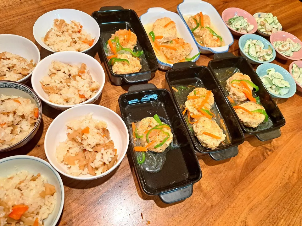 とり団子の春雨中華あんかけ　こぼうと白舞茸の混ぜご飯　きゅうりちくわのマヨ和え|m aさん