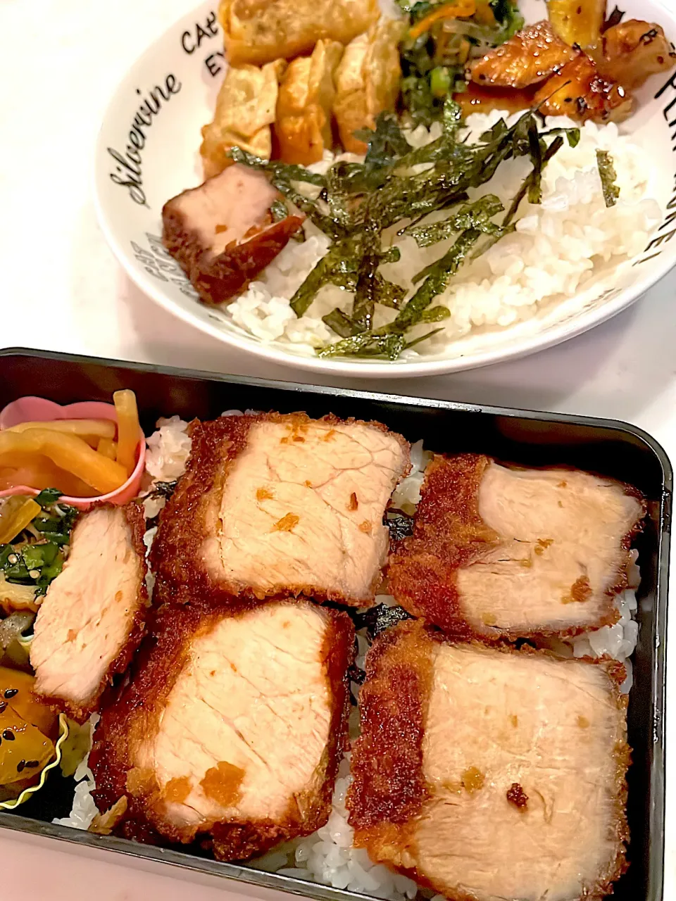 おっさんワンプレート&弁当　カツ丼　大学いも　俺のチンピラ　たくあん　揚げ餃子|ひげおやじさん