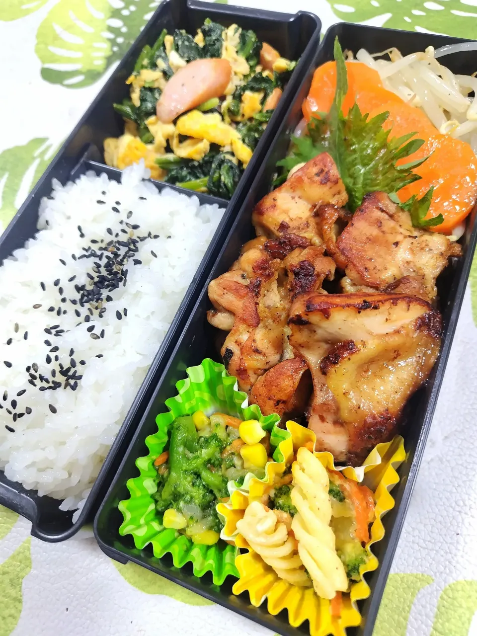 今日のお弁当です✨|rikako♪。.:＊さん