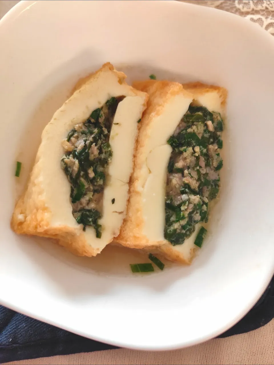 みったんさんの料理 厚揚げの挟み煮をあるもので!(鶏ひき肉ネギ椎茸→豚ひき肉ニラ大葉)|m.rafuさん