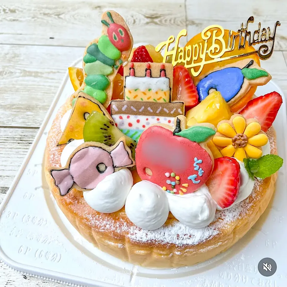 バースデー
スフレチーズケーキ ✖︎ はらぺこあおむし|hari-co ＊ はりこさん