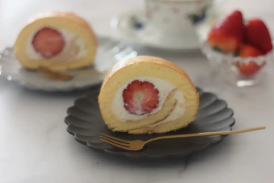 米粉のいちごロールケーキ|ちいさなしあわせキッチンさん