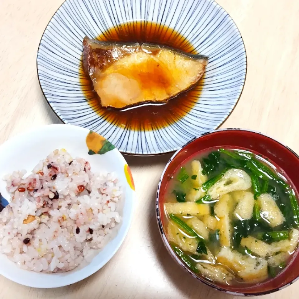 2025 0319　鰤のポン酢煮　ほうれん草と油揚げのお味噌汁|いもこ。さん