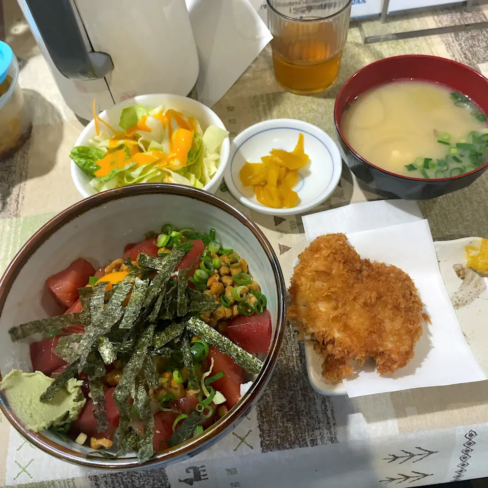納豆鉄火丼 ヒレカツ1枚セット|T. Wonderさん