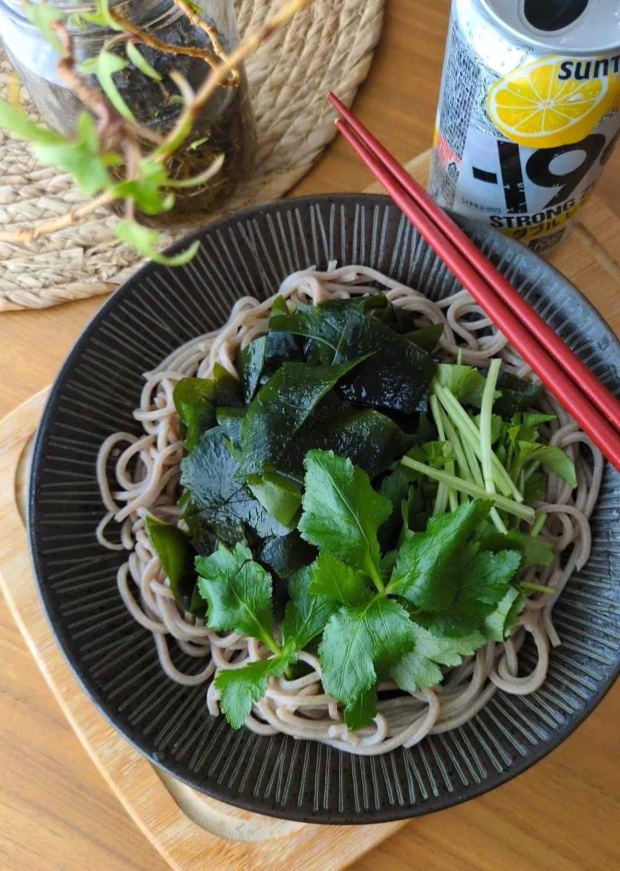 冷やしわかめ蕎麦|まりおさん