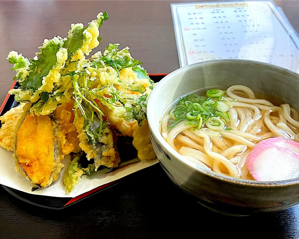 海老天うどん　阿讃亭|かおるさん