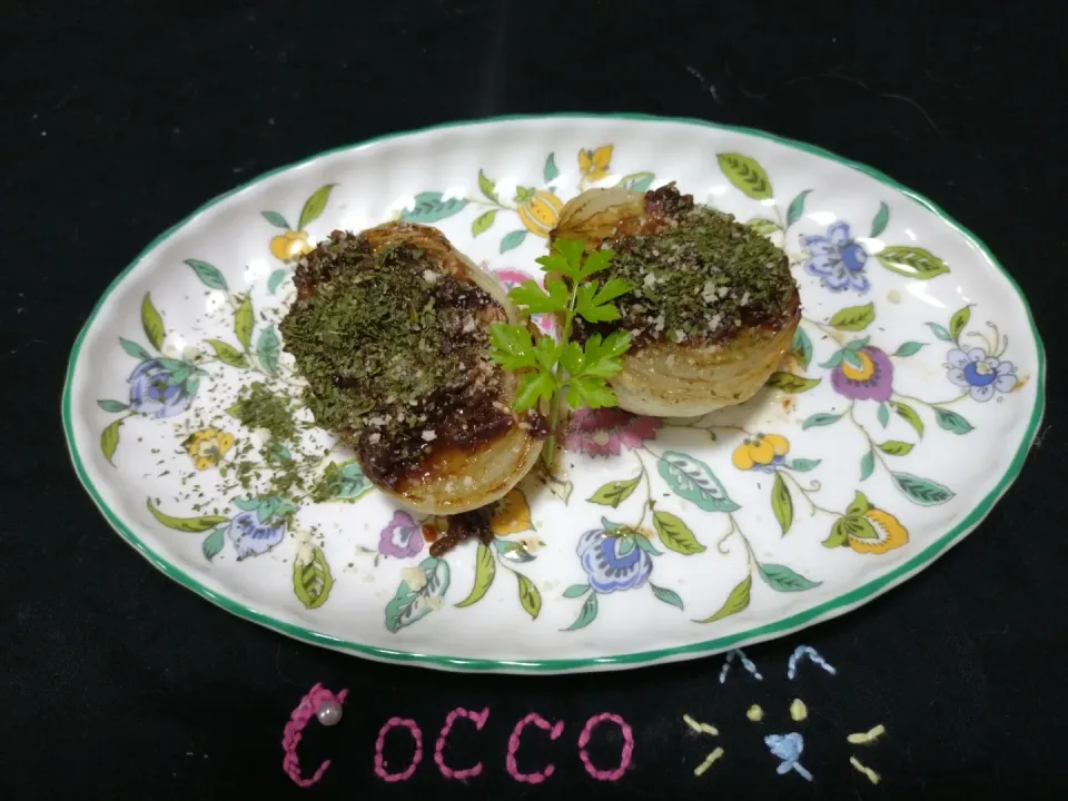 新玉ねぎのバター醤油麹焼き✨|cocco+さん