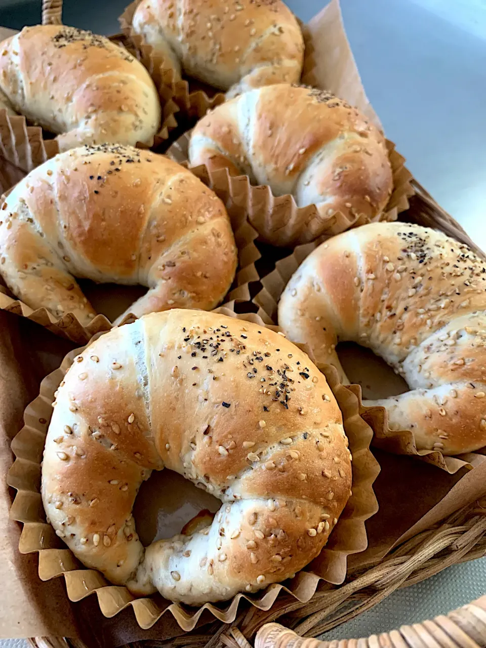 白ごまチーズパン|いちごさん