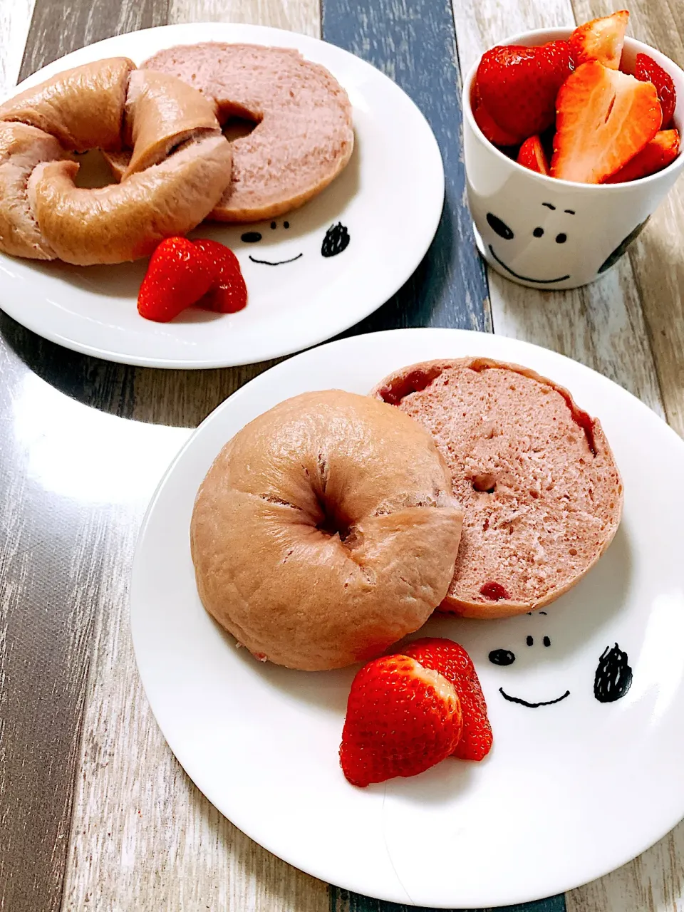 手作り♡いちごベーグル🍓|mari♡（もも(*´∀｀*)♪）さん