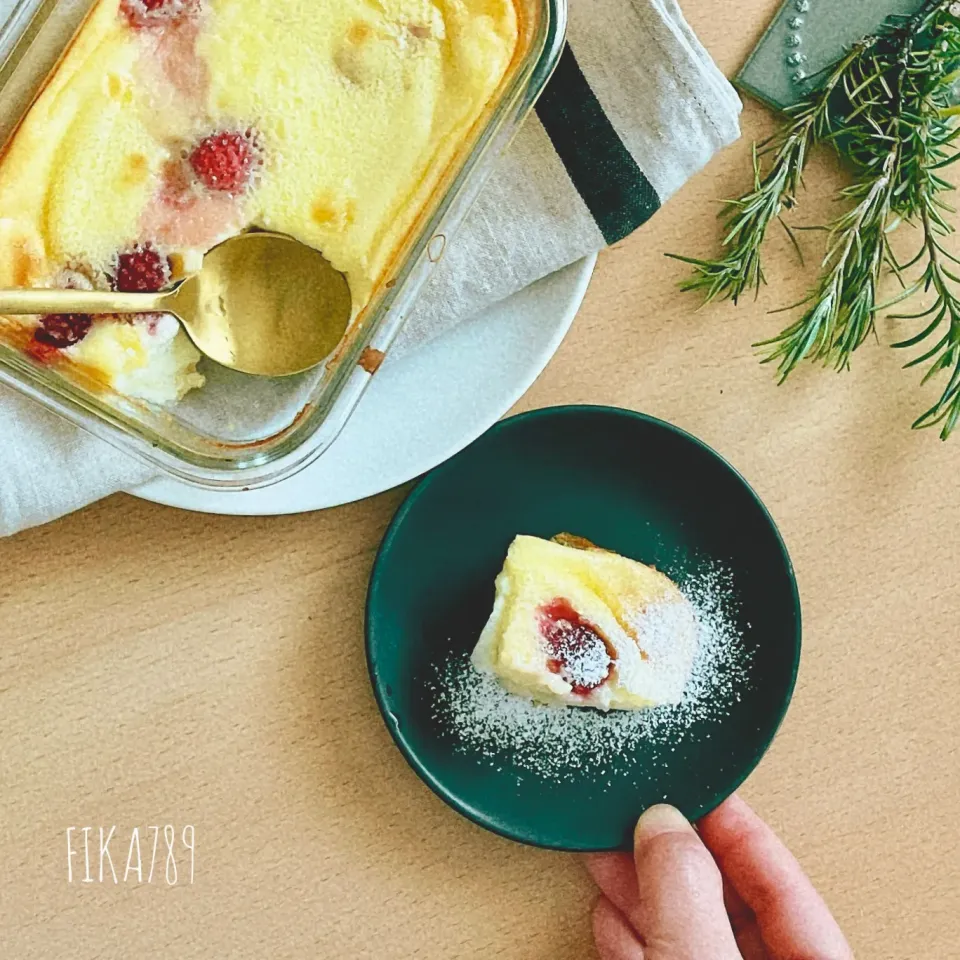 お得ないちごで クラフティ|FIKA789さん