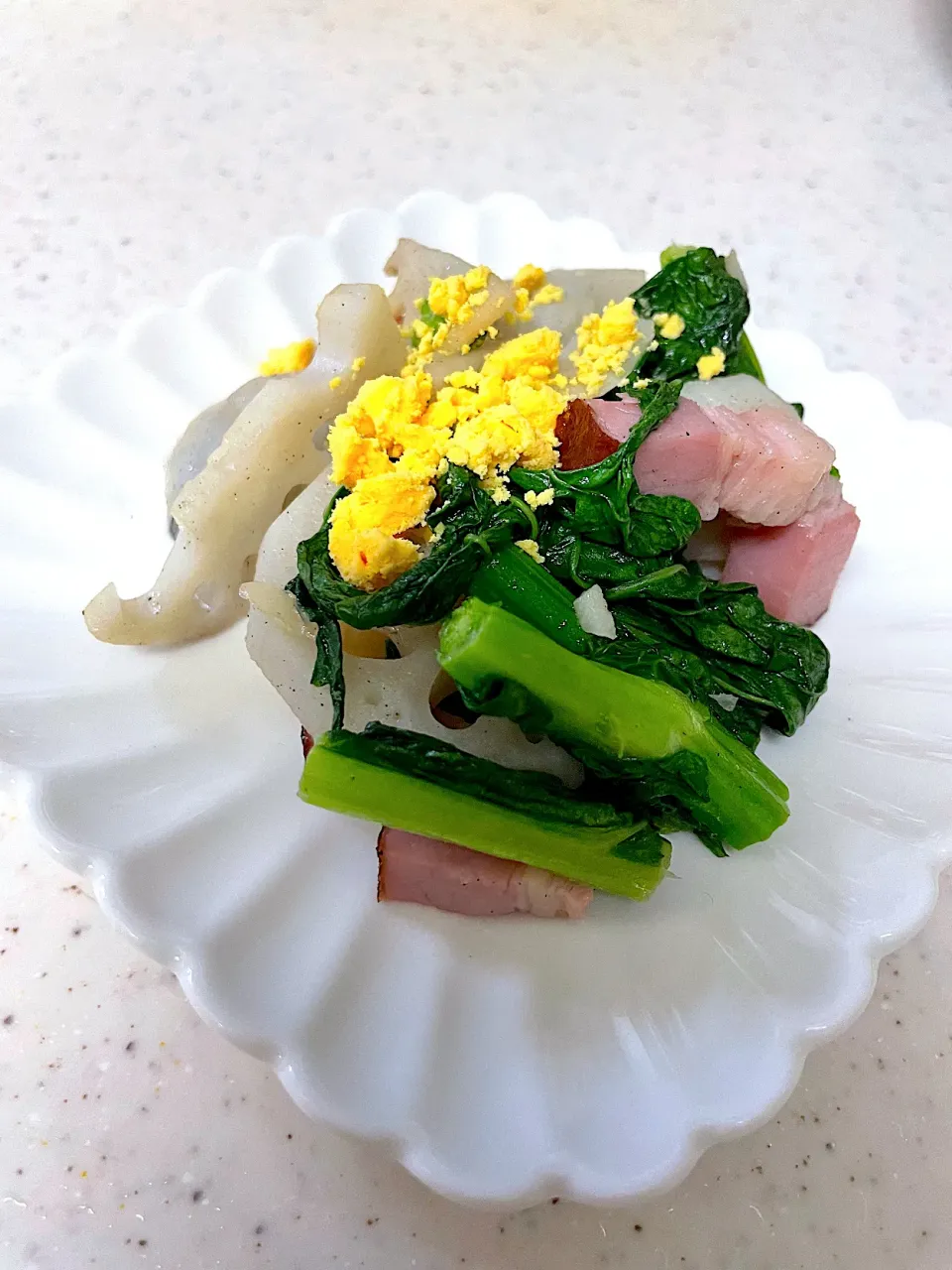 蓮根と菜の花のガーリック炒め|cocoさん