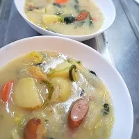 残り物野菜でシチュー|hidetoさん