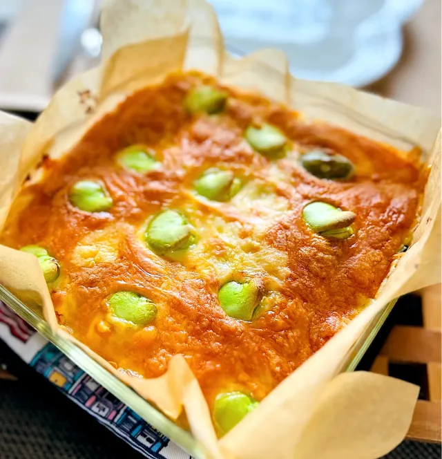 Snapdishの料理・レシピ写真:アルモンdeそら豆のキッシュ風オムレツ｜グリーン♪グリーン♪そら豆アレンジ