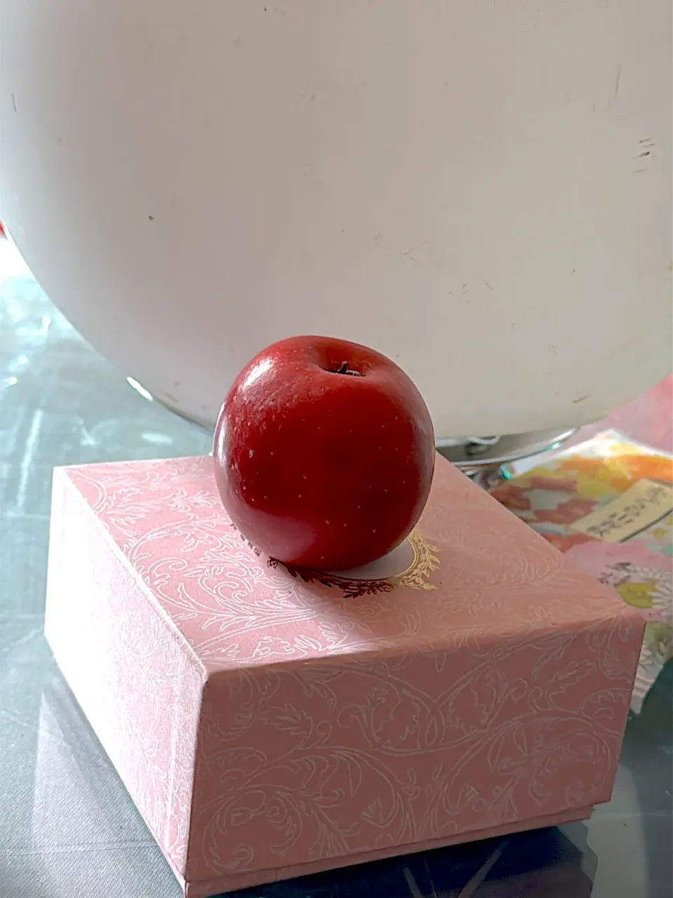 小さなリンゴ
Chīsana ringo #VERY TINY APPLE #ringo #chisanaringo PETITE POMME #🍎|LNAさん