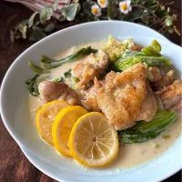 鶏肉と春キャベツのレモンクリーム煮🍋|とんちんさん